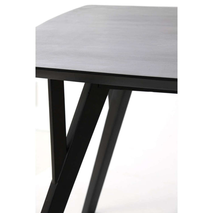 Eettafel Quenza acacia hout mat zwart