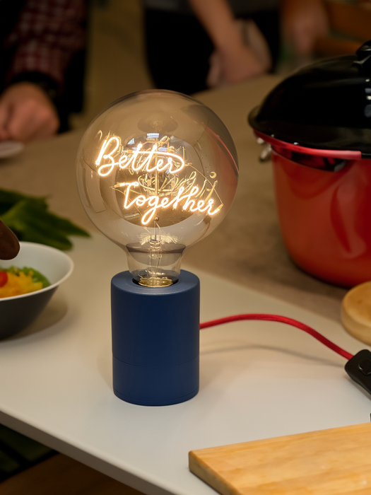 Dekorative Lampe „Better Together“ – verkabelt