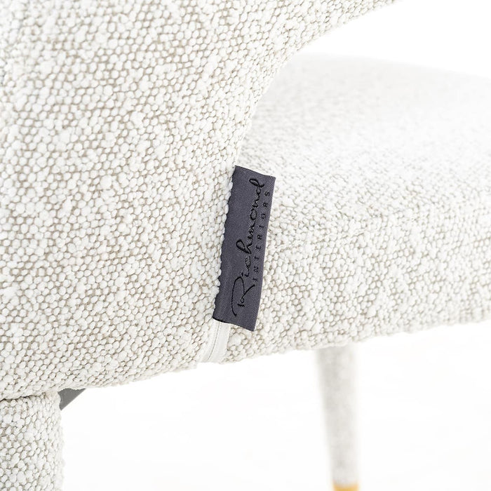 Stoel Gia white bouclé fire retardant